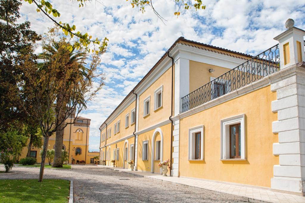 Hotel Villa Fiorita Giulianova Exterior photo