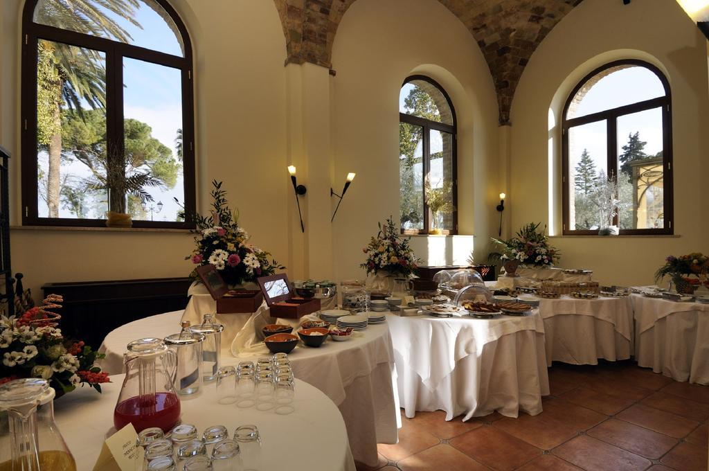 Hotel Villa Fiorita Giulianova Exterior photo