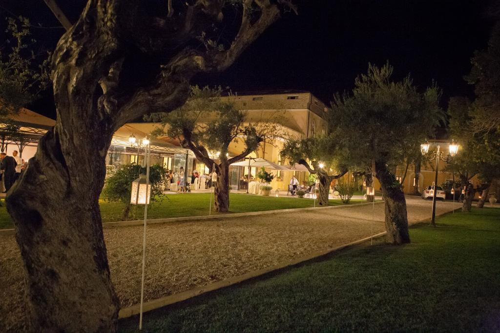 Hotel Villa Fiorita Giulianova Exterior photo